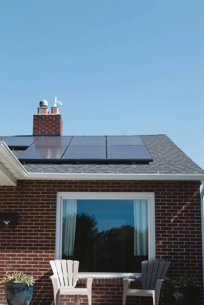 Autoconsommation solaire : pompe à chaleur et panneaux photovoltaïques, quelles synergies ?